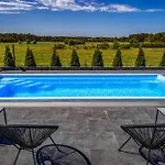 Gorgeous Apartment In Ostrowo With Sauna Lejlighed *
