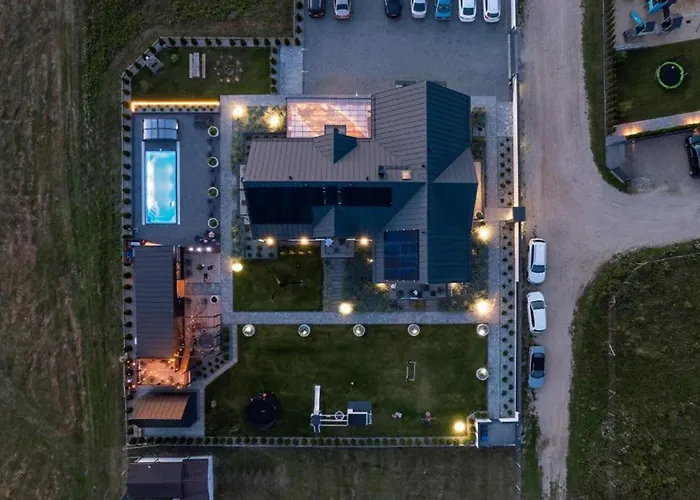 Lovely In With Sauna Apartment